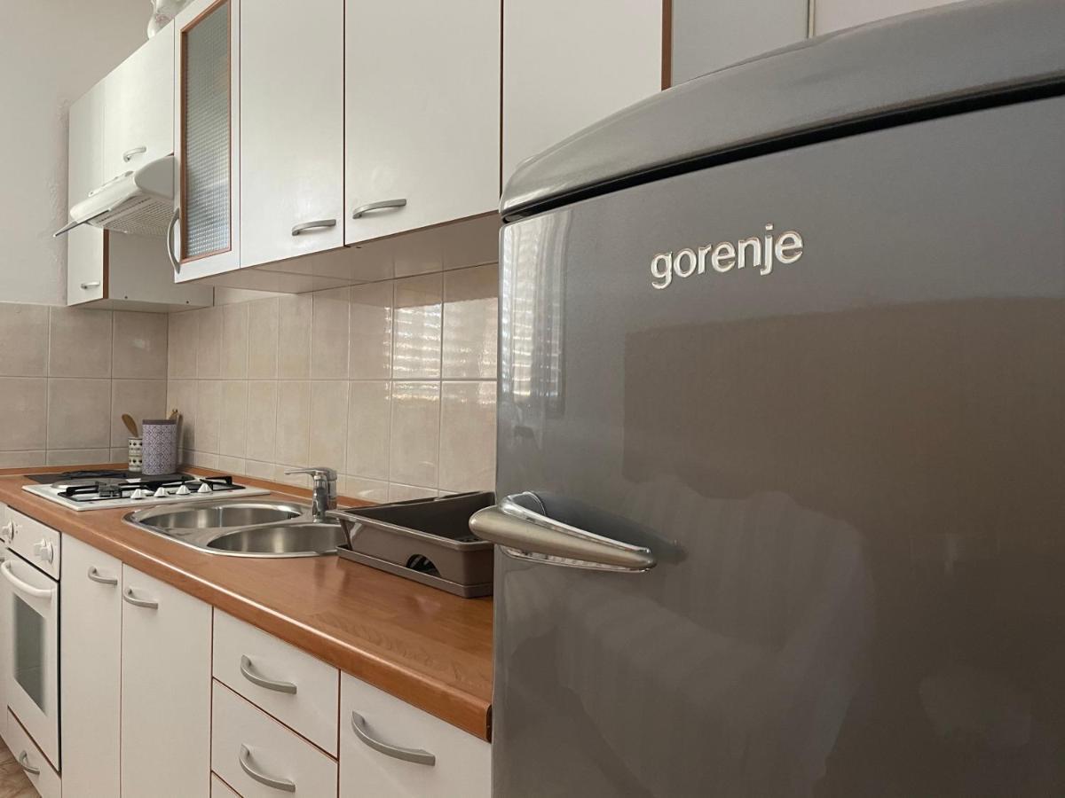 Apartmani Meri Jezera Exteriör bild