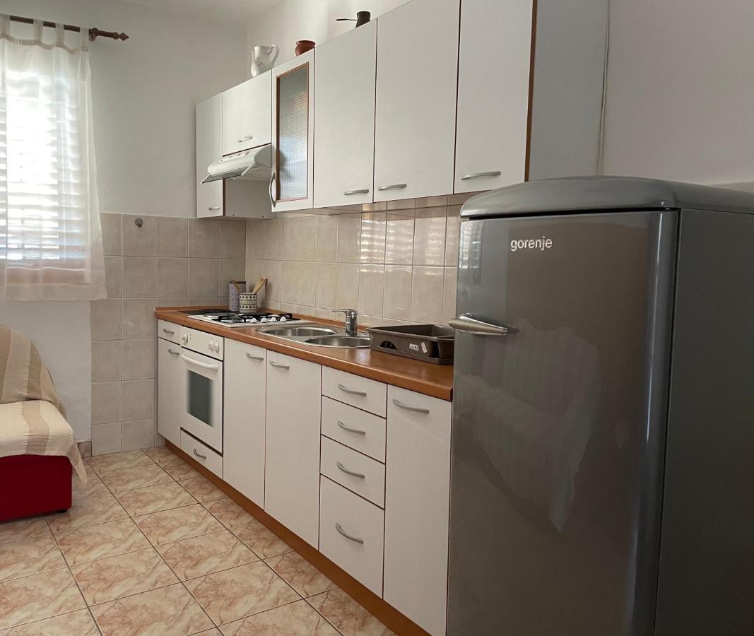 Apartmani Meri Jezera Exteriör bild