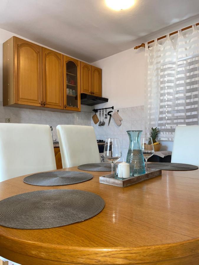 Apartmani Meri Jezera Exteriör bild