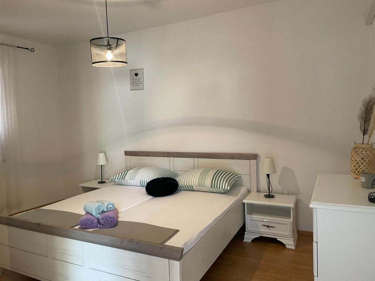 Apartmani Meri Jezera Exteriör bild
