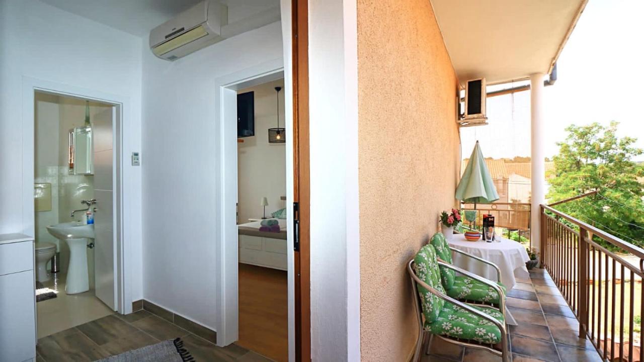 Apartmani Meri Jezera Exteriör bild