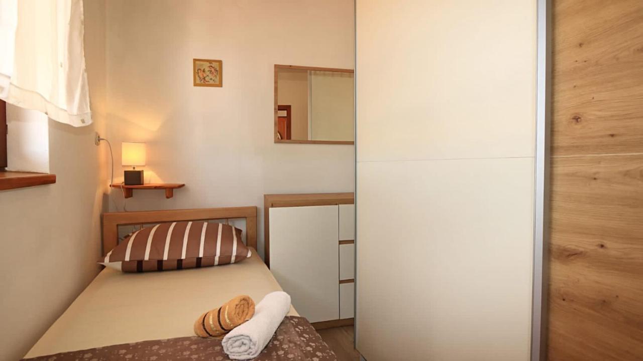 Apartmani Meri Jezera Exteriör bild