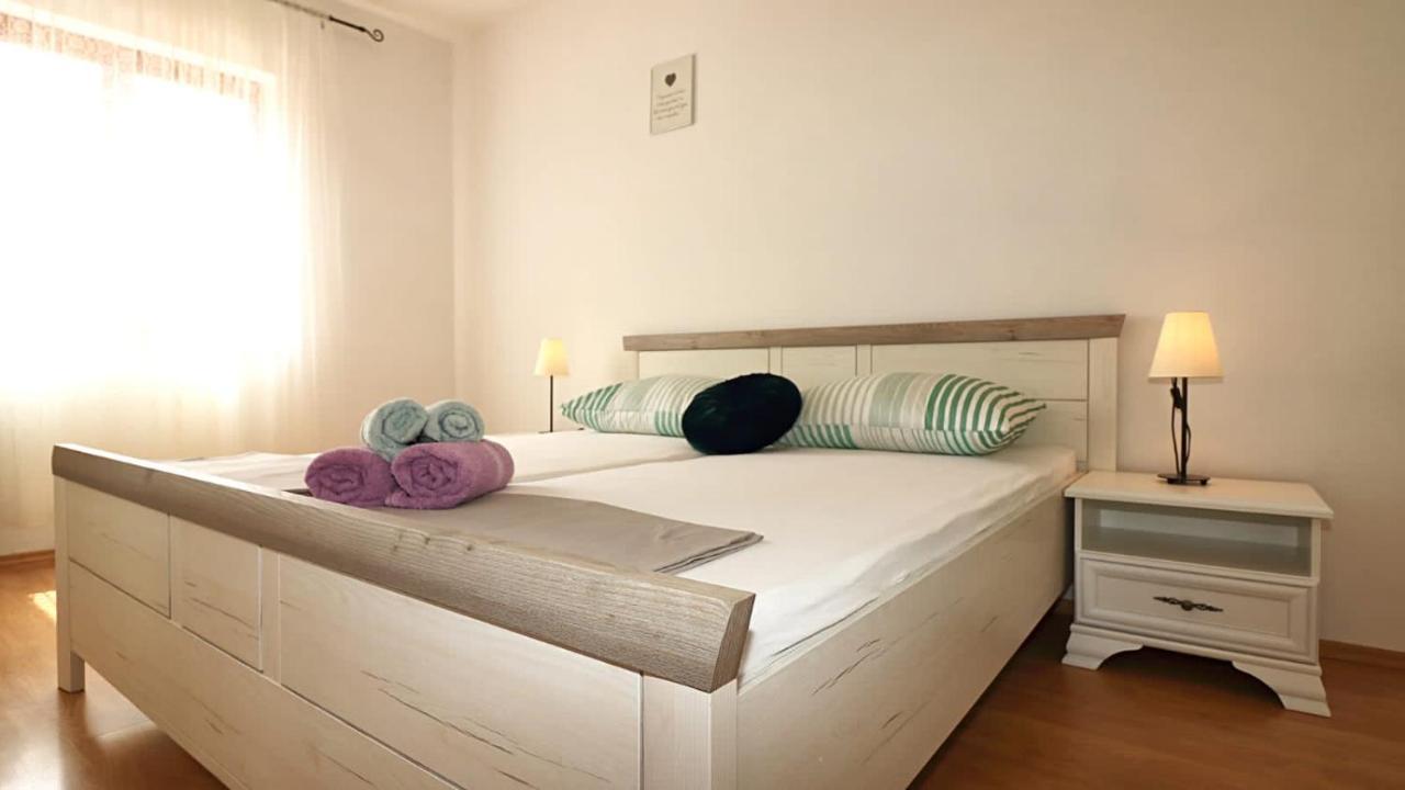Apartmani Meri Jezera Exteriör bild