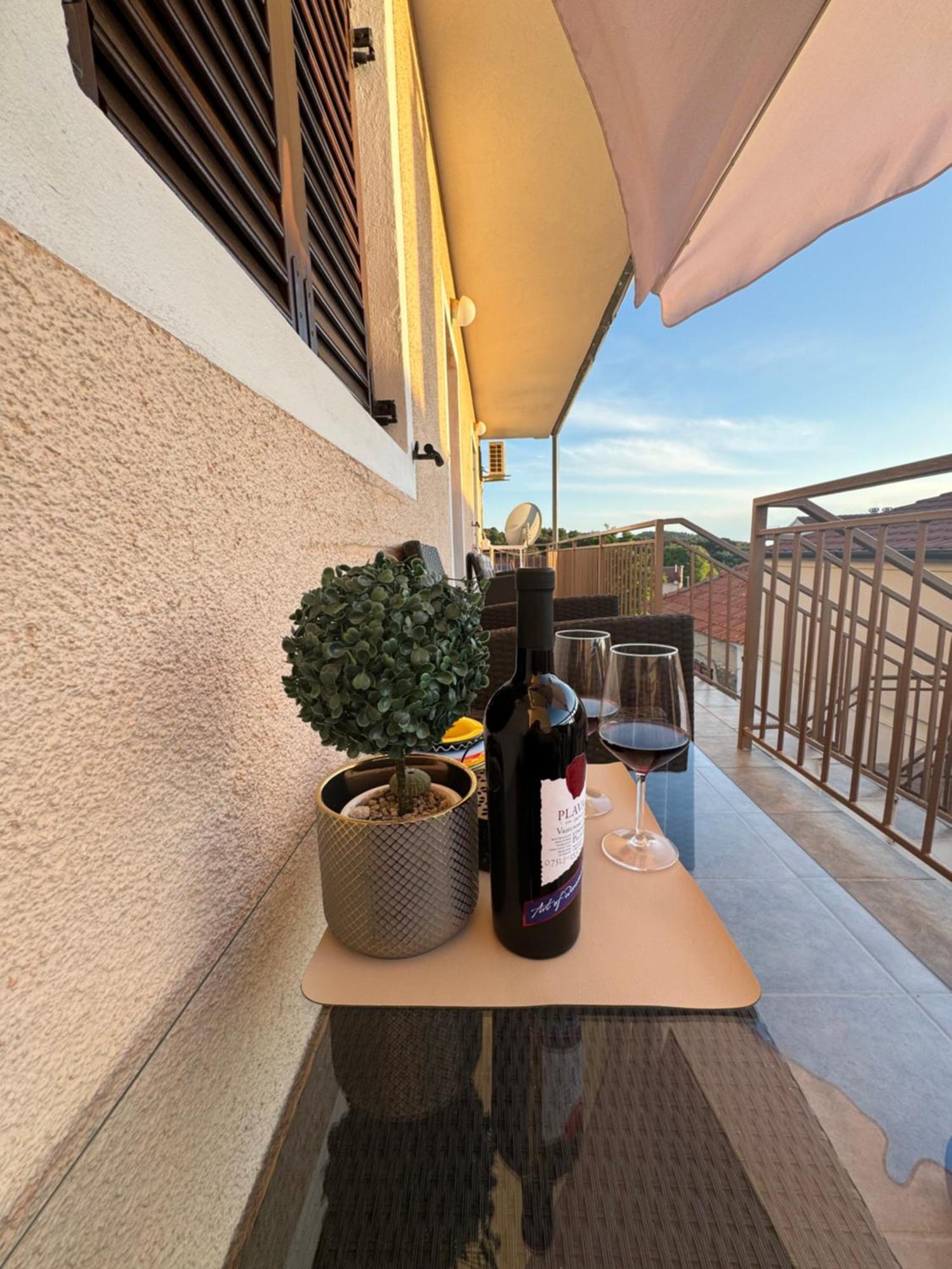 Apartmani Meri Jezera Exteriör bild