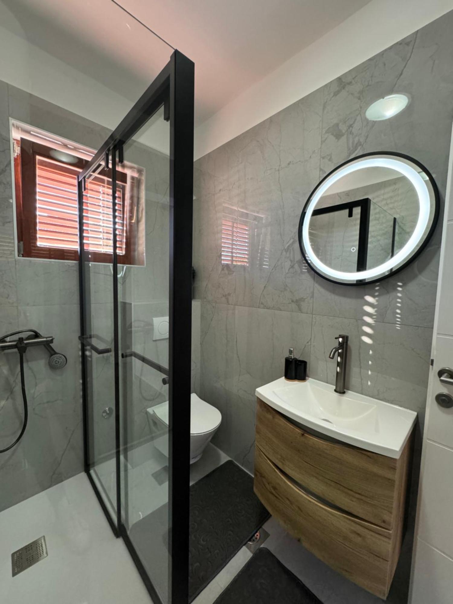 Apartmani Meri Jezera Exteriör bild